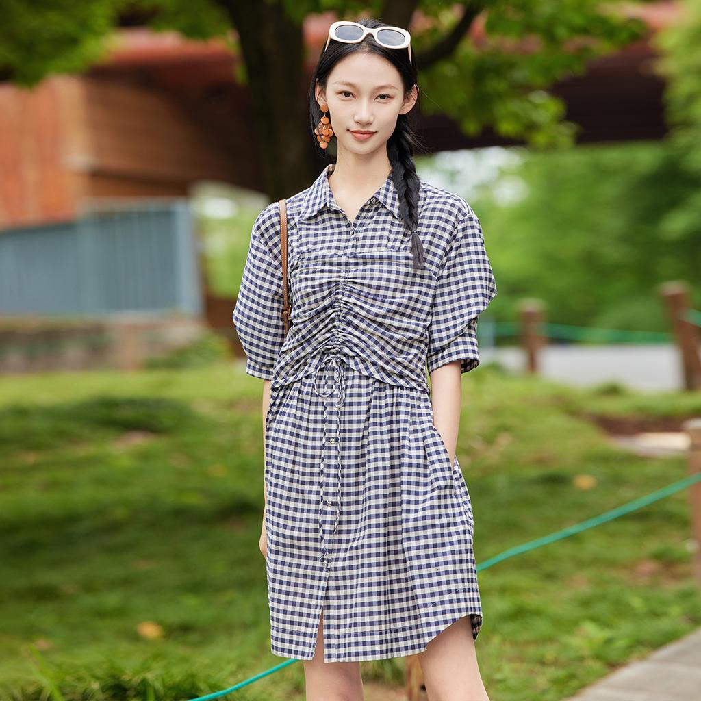 Age reducing temperament plaid short-sleeved dress