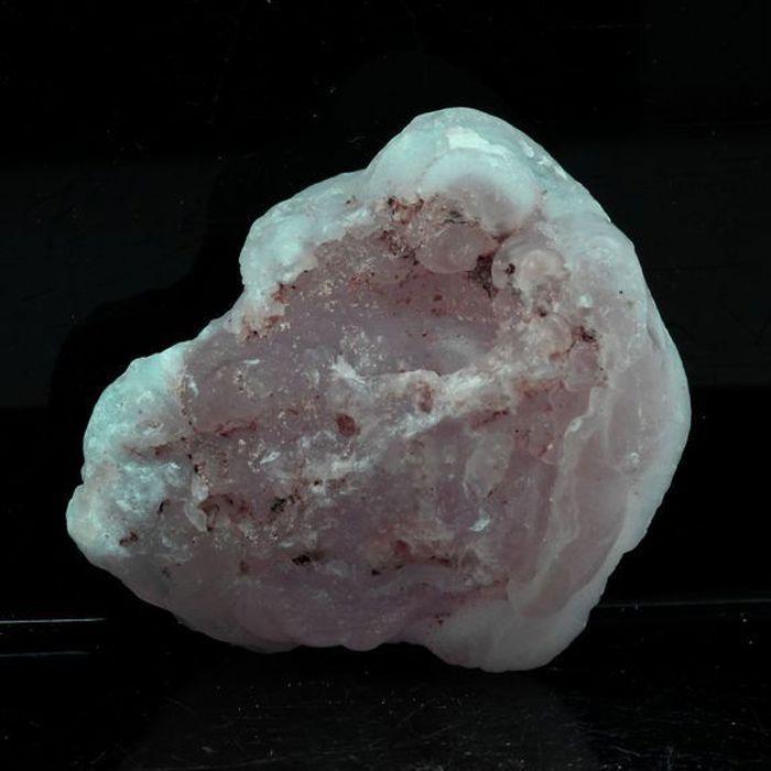 Pierres et Minéraux. Calcédoine. 60.5 ct. Saddle Mountain, Arizona, USA.