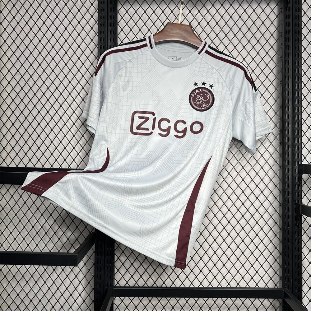2425 Thai version of Barcelona, Manchester City, Paris AC Inter, Chelsea Hotspur Riyadh Crescent victory jersey