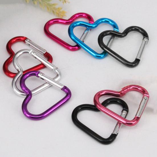 10Pcs Heart Shaped Carabiner Hooks Compact Quick Link Snap Hook Clips Strong Load Bearing Key Holders Camping Supplies