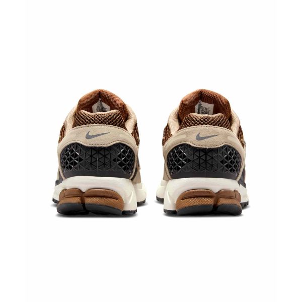 Nike Кроссовки мужские Nike Air Zoom Vomero 5 Light British Tan Khaki British-Khaki Linen Dark-Smoke-Grey HF1553-202