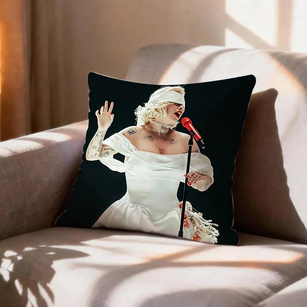 COOL FEMME FATALE MMon LLaferte Pillow Case Pattern Printed Pillowcase For Living Room Sofa Cushion Cover