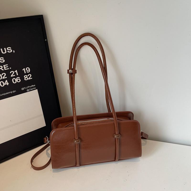 Ретро сумка женская большой вместимости 2025 новая осень и зима универсальная на плечо подмышку сумка повседневная текстура деловая сумка-подушка