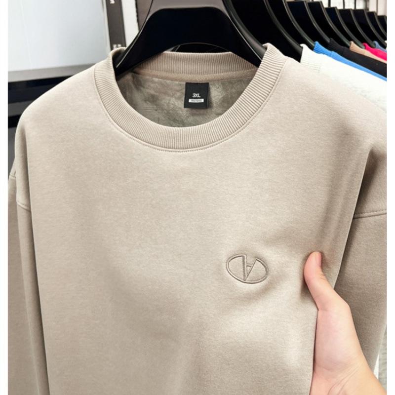 High-End Men's Royal Blue Embroidered Sweatshirt, Round Neck, Velvet-Lined for Autumn/Winter Warmth