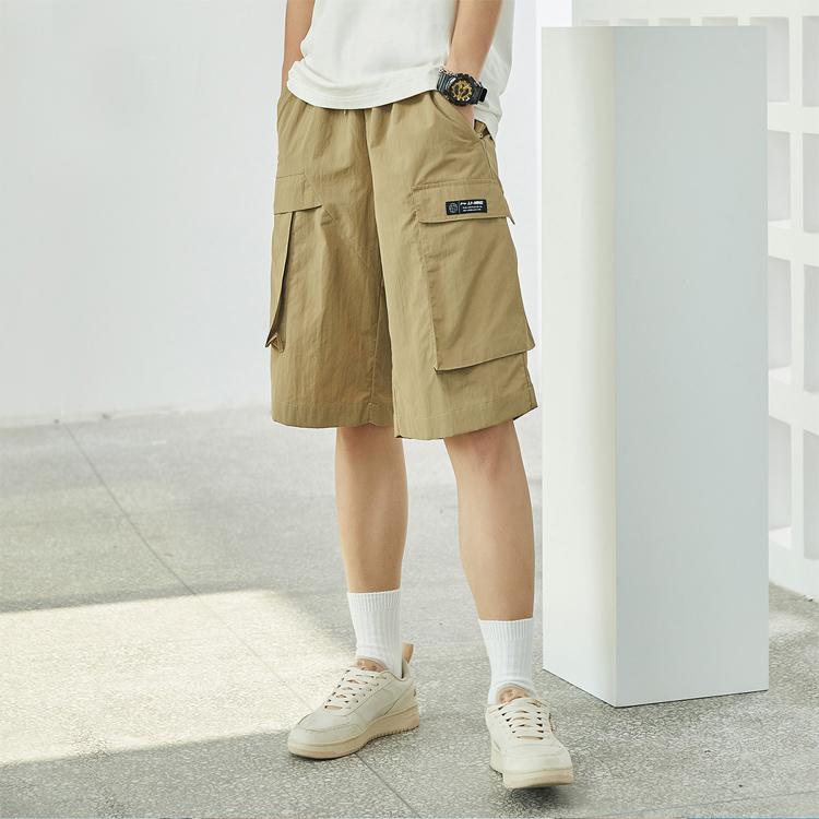 Li Ning Sports Fashion Series Тканые повседневные шорты мужские шорты цвета хаки AKSR527-2