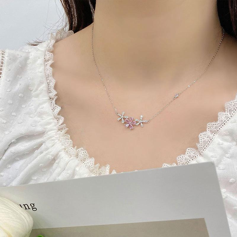 Супер Фея Розовое Бриллиантовое Пятилистное Цветочное Ожерелье Маленькое Свежее Цепочка Ключицы Темпераментное Универсальное Цирконовое Ожерелье