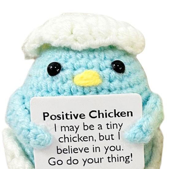 Мини-вязаная крючком курица с позитивной открыткой, ручная работа, пряжа, вязание, сине-желтая кукла, игрушка для снятия стресса, украшение для домашнего офиса и рабочего стола