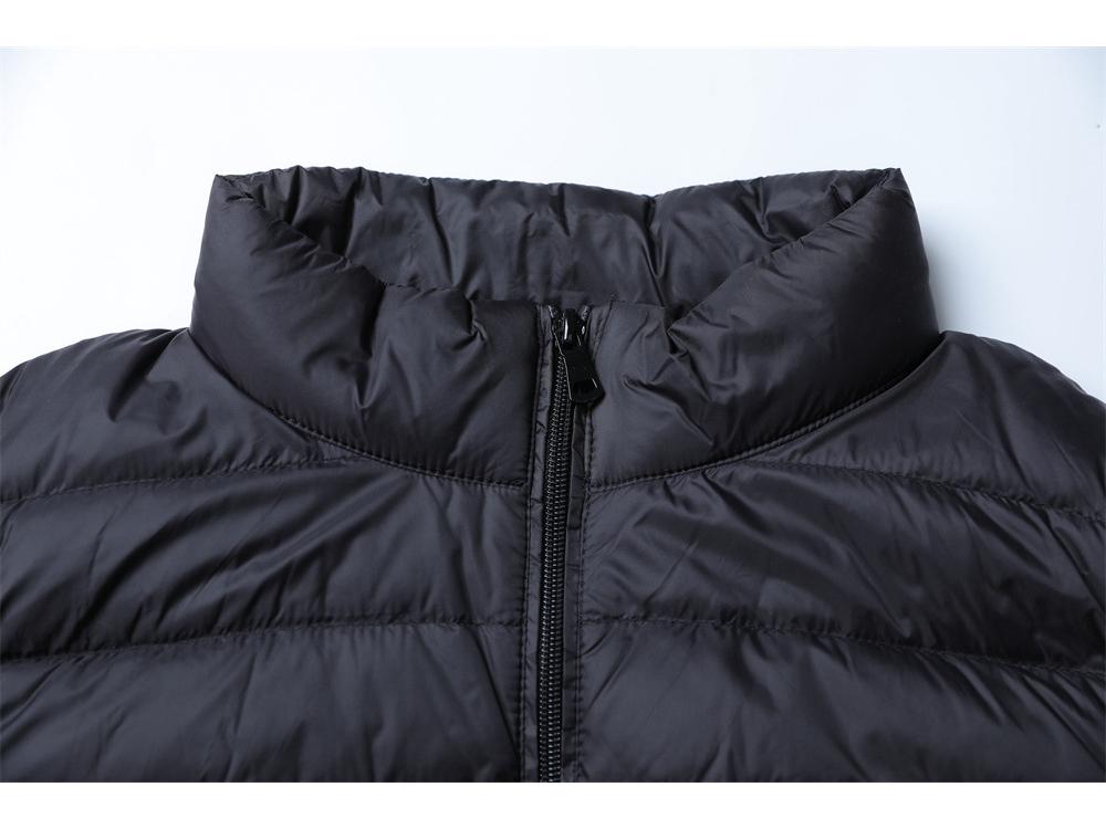 Мужской жилет на 90% из пуха со стойкой - Легкий пух белой утки больших размеров