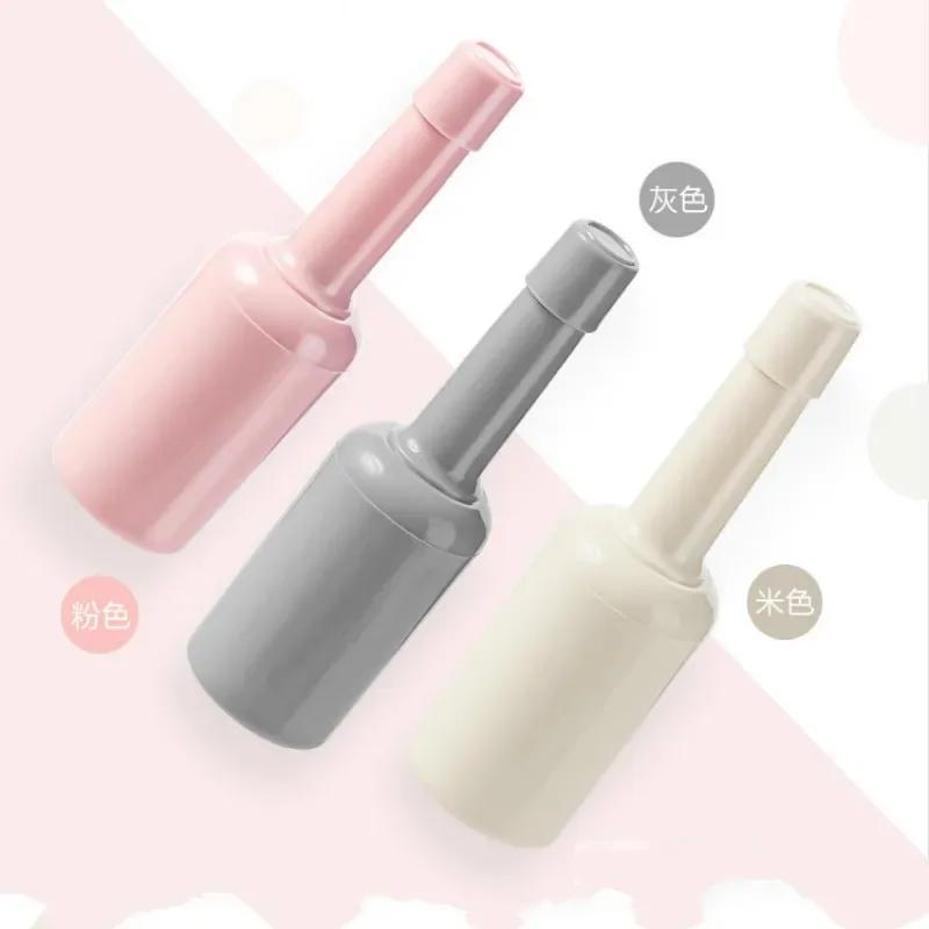 Multi-functional with Cover Three-in-one Peeling Knife Home Fruit Potato Scraper Ginger Garlic Grinder Melon Peel Shaving Wire.