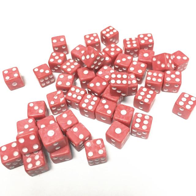 50 шт./лот, игральные кости, 8 мм, 6 цветов, пластиковые белые игровые кости, стандартные шестигранные кубики, настольная игра для дня рождения, Прямая поставка