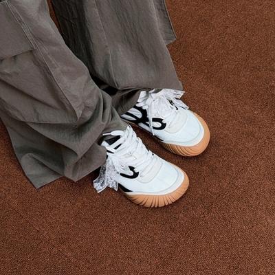 2025 новые кроссовки с круглым носком, дышащие, для спорта и отдыха, кеды на платформе, женские, универсальные, на шнуровке, кроссовки папы, маленькие белые кроссовки