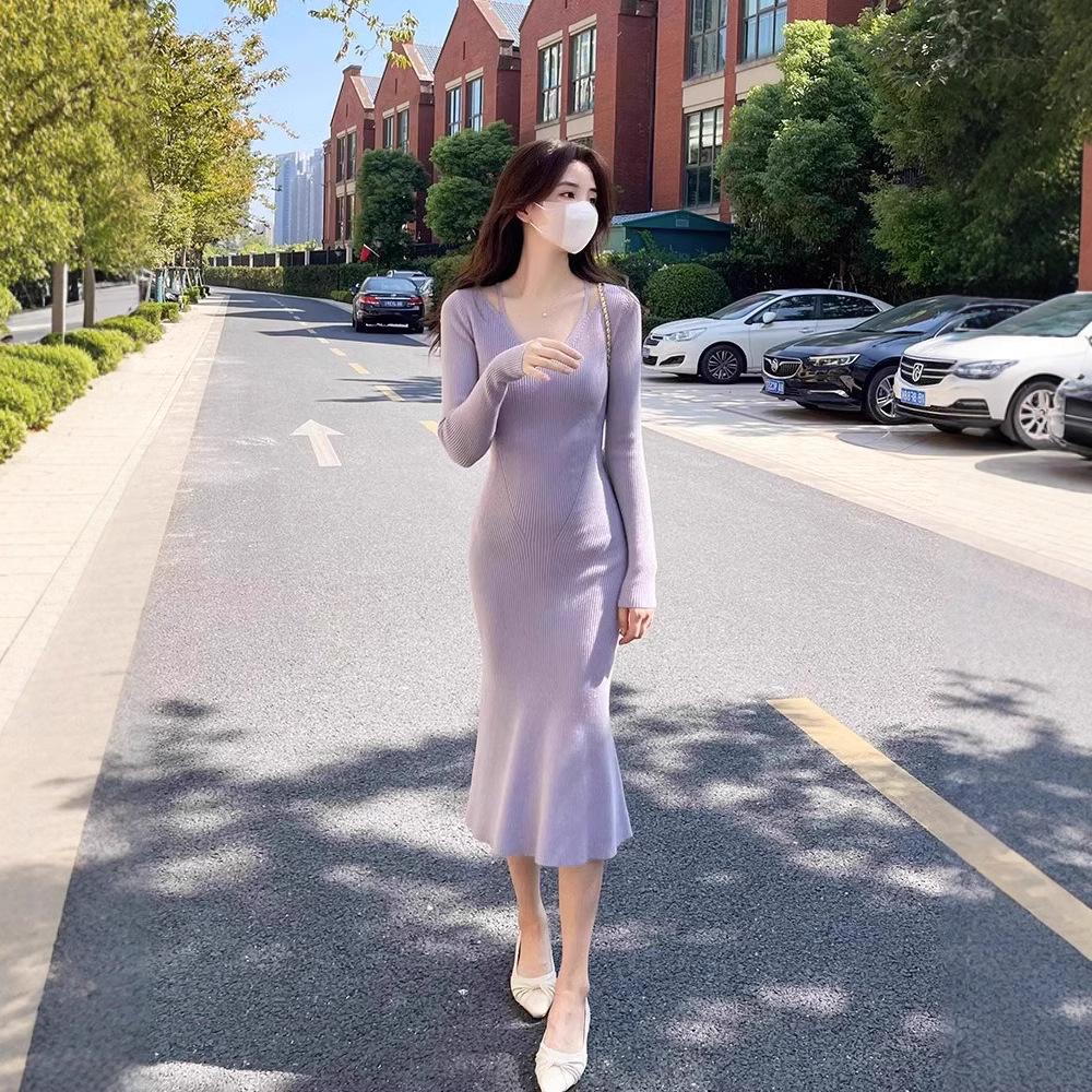 Knitted Dress Autumn Fashion Suspender Celebrity Versatile Gentle Temperament Slim Sweater V-Neck Hip Wrap Skirt