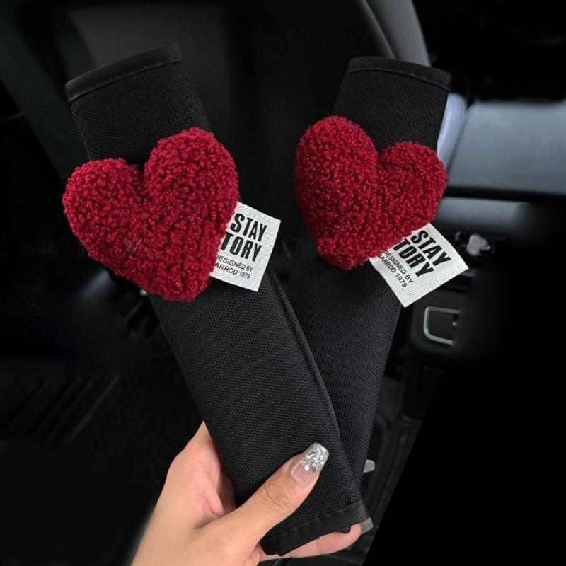 Милый чехол для ремня безопасности автомобиля в стиле ретро с красным сердцем, шелковый наплечный ремень, подушка для ремня безопасности, автомобильный протектор, забавный аксессуар для безопасности транспортного средства