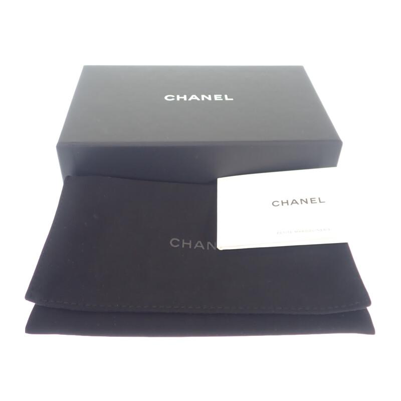 Chanel AP0232_B33352_10601 Белый женский кошелек бифолд