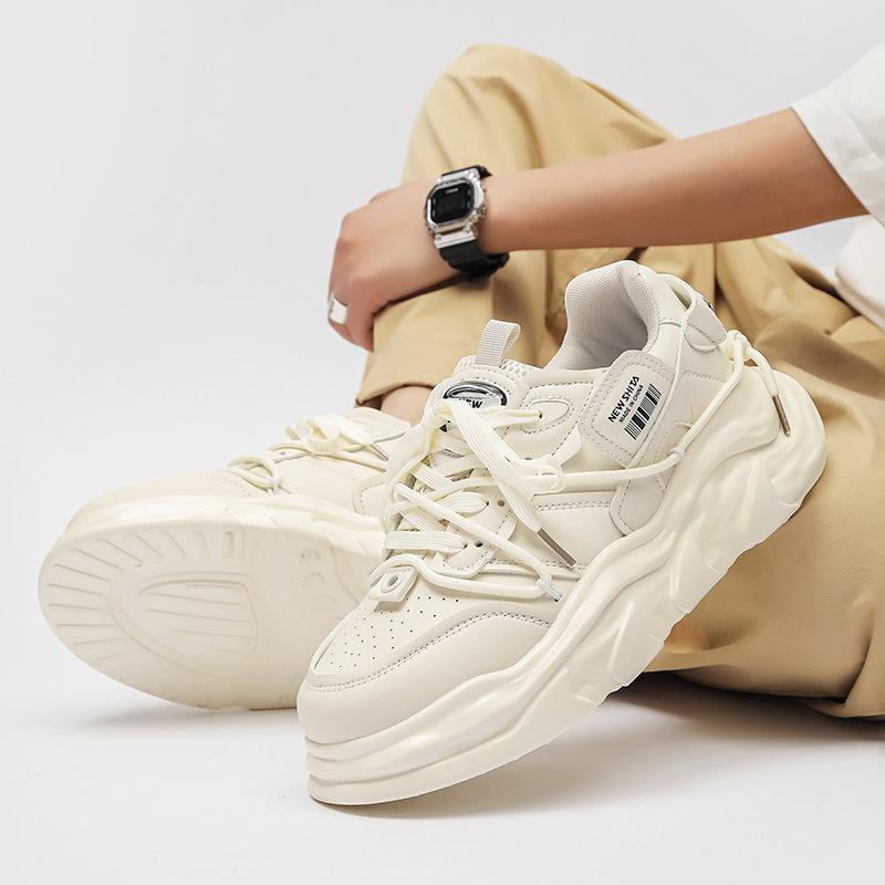 Guochao niche little white shoes women's versatile casual sports shoes popular bread shoes platform student board shoes men's advanced sense