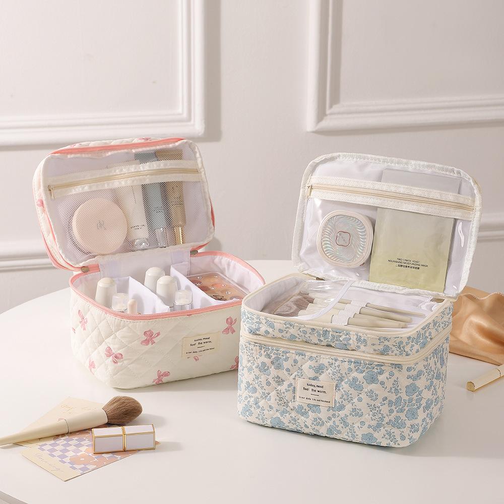 Floral large-capacity cosmetic bag waterproof portable travel storage bag