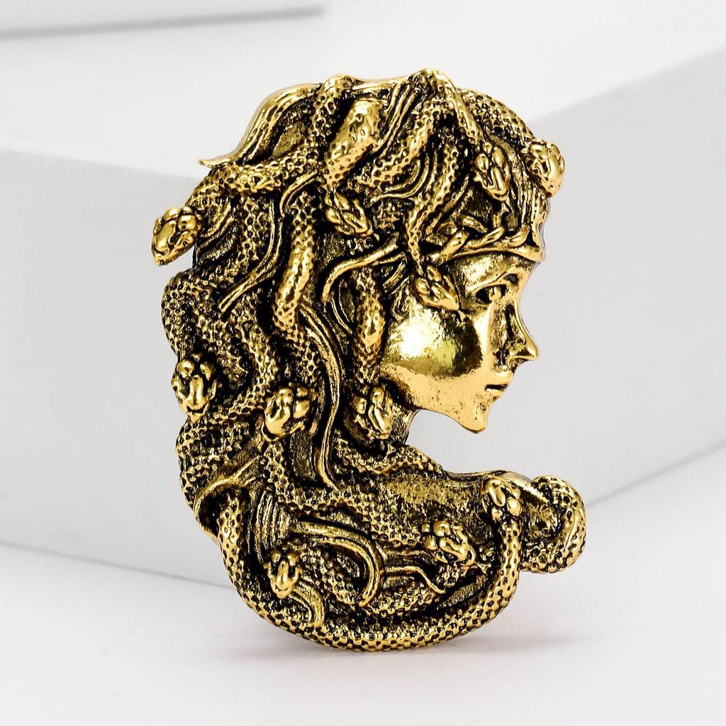 Vintage Creative Medusa Brooch, Personalized Clothing Pin Accessories Corsage
