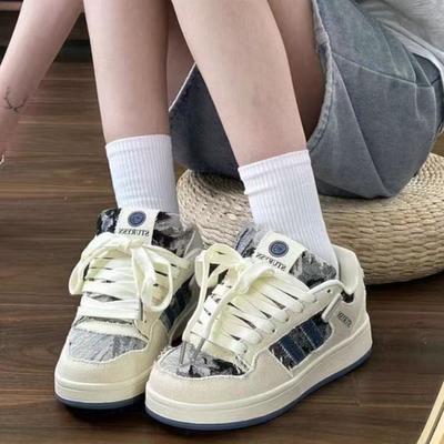 Студенческие кеды нишевая клюквенная цветовая гамма хлебные туфли женские инс прилив 2025 осень новые универсальные повседневные туфли