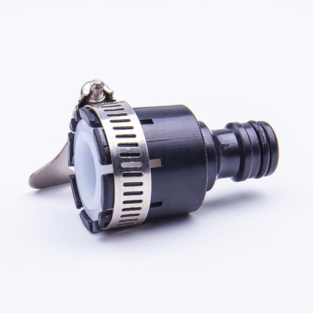 Адаптер для водяного шланга устанавливается на "краник" можно использовать для мойки любимого автомобиля