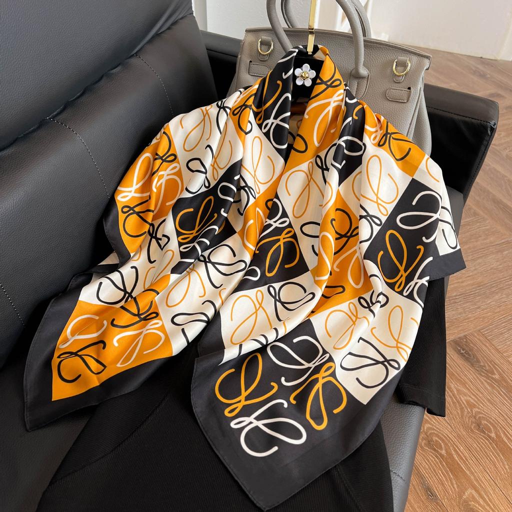 Retro 91 square scarf twill silk printing Korean version girls silk scarf summer and autumn imitation silk decorative gift scarf