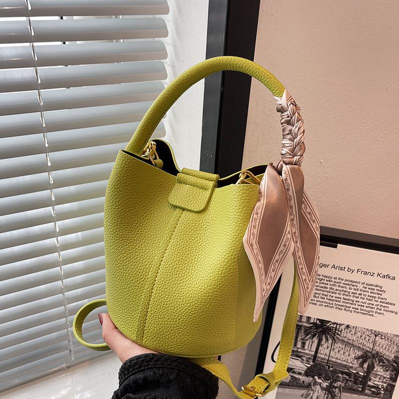 High-Grade Textured Mini Bucket Bags Fashion Soft Leather Hasp Crossbody Bag Lady Daily Commuter Handbags
