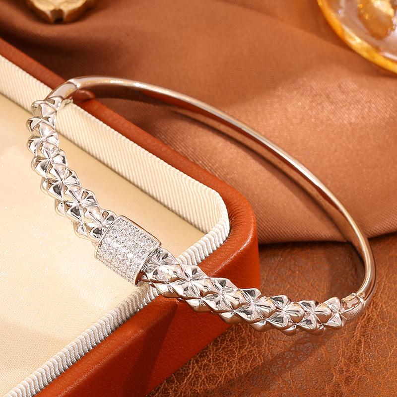 Buckle Bracelet Women's Fashion Light Luxury High-end Bracelet