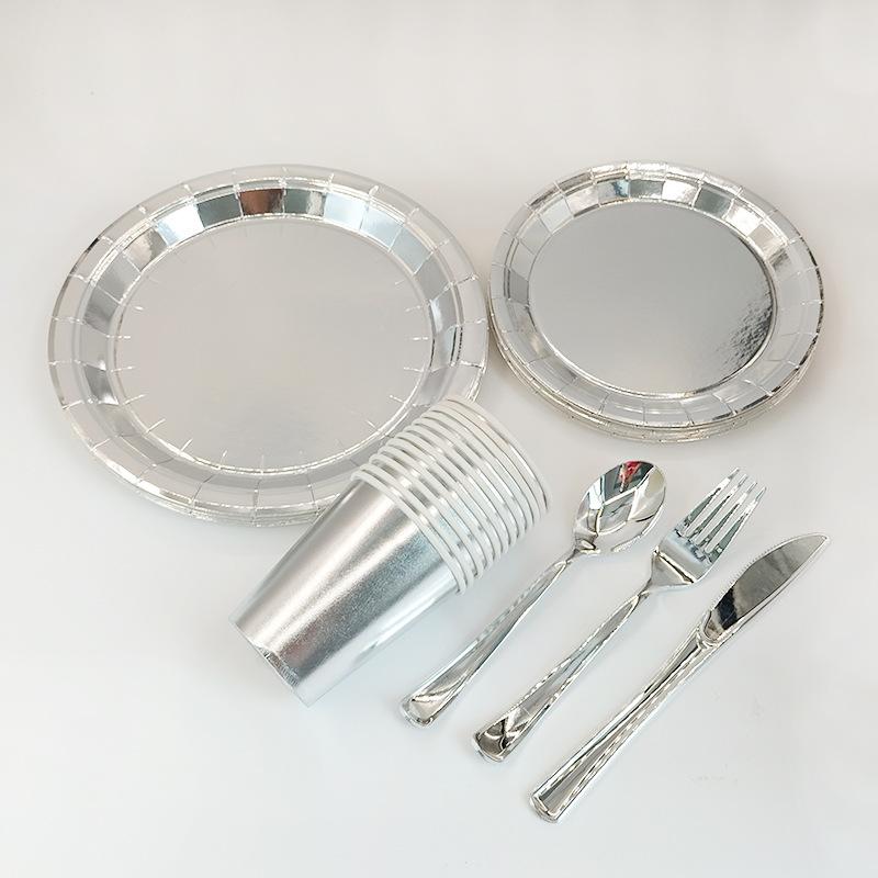 Серебряные бумажные тарелки, баннер, скатерть, декор для вечеринки по случаю дня рождения, одноразовая посуда, принадлежности для вечеринки по случаю рождения ребенка, свадьбы, мальчишника