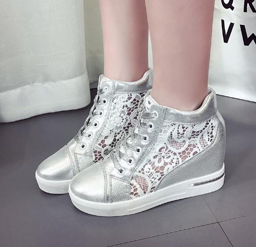 Летние новые спортивные туфли на скрытой платформе для женщин, толстая подошва, перфорированные, дышащие, на шнуровке, белые кроссовки женские C090