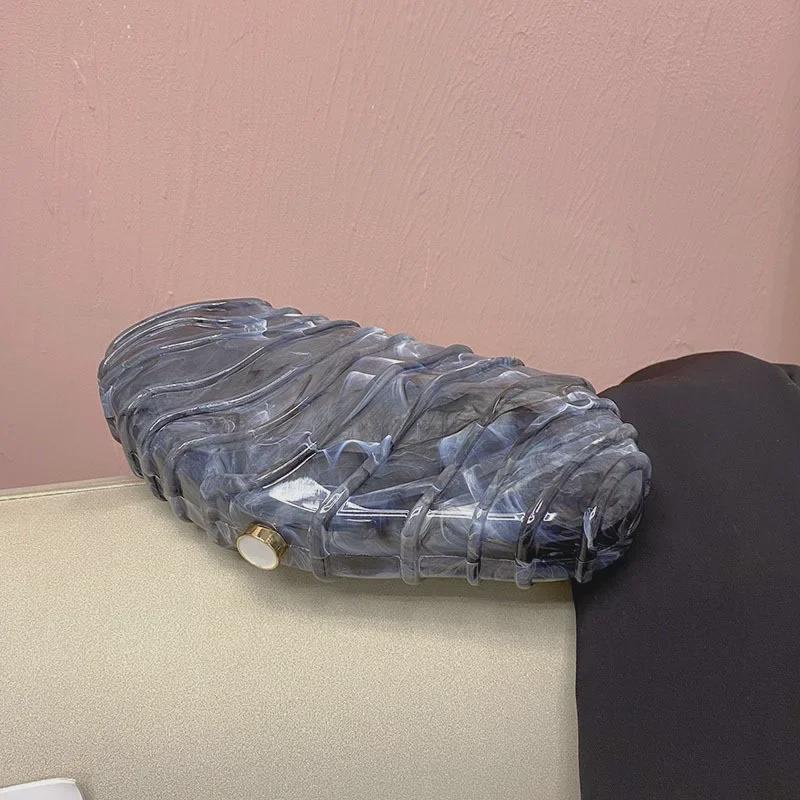 Acrylic Stone Pattern Striped Chain Clutch: Elegant Evening and Messenger Bag for Women