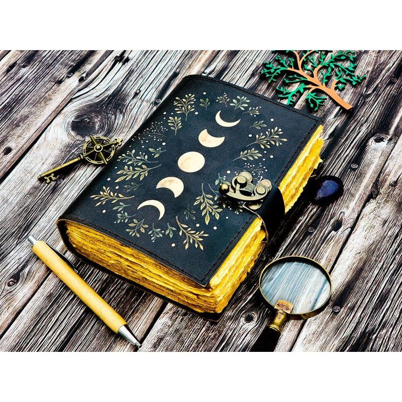 Sun Moon Leather Journal For Men Women 200 Page of Antique Hademade Decle Edge Pepar Leather Traveling Sketchbook For Men Women