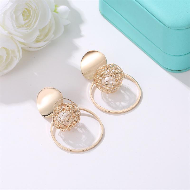 Creative Hollow Gold Skein Earrings Metal Circle Pendant Earrings Net Red Tide Ear Jewelry AVE