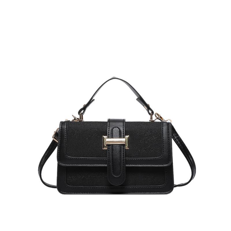 Нишевый дизайн, модная маленькая квадратная сумка через плечо, осень 2024 года, новая красивая корейская версия, простая сумка-мессенджер для переноски вручную