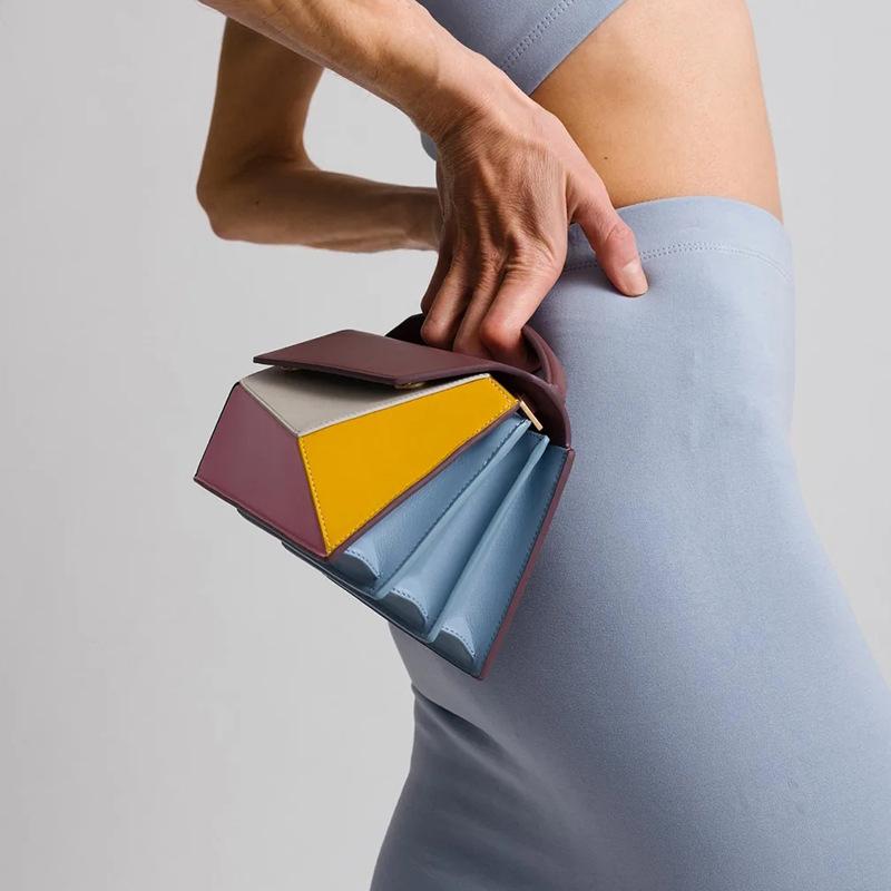 2023 Турецкая геометрическая ромбовидная решетчатая сумка-аккордеон через плечо - Высокое качество