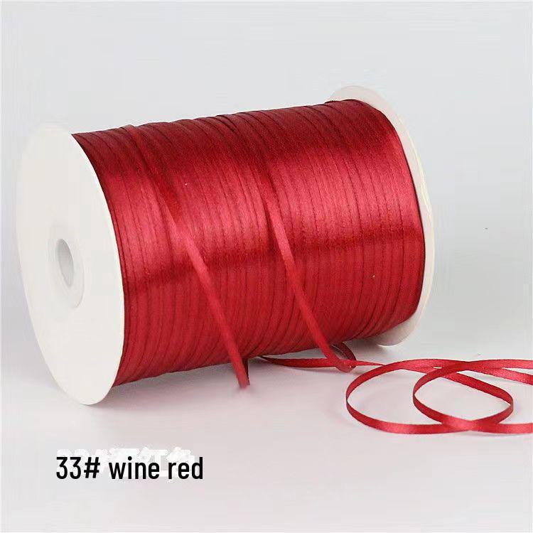 Атласная лента шириной 0,3 см для закладок, аксессуаров для волос и воздушных шаров, а также банта для подарочной упаковки.