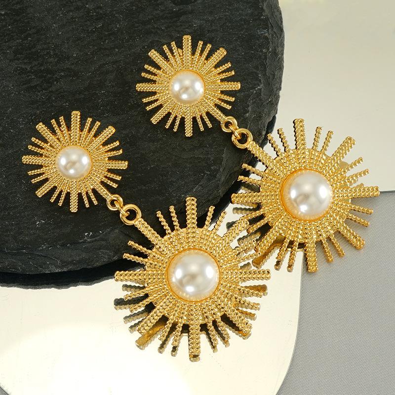 Новая модная высококлассная бижутерия, серьги-подсолнухи с жемчугом, титановая сталь 18k, ретро, универсальные, персонализированные серьги-цветы для женщин