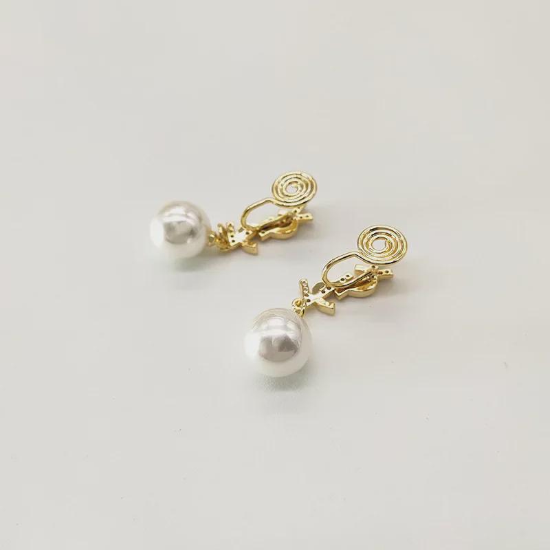Корейские серьги-клипсы с жемчугом для женщин: Элегантный дизайн в виде спирали с длинными кисточками