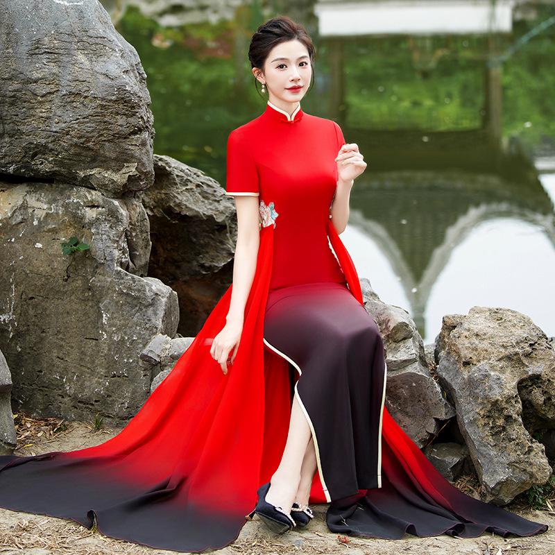 Cheongsam new temperament Chinese style young gradual change skirt stage table performance clothes black and red yarn