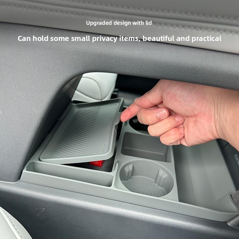 For XPENG G6 2026 Central Control Lower Storage Box Wireless Water Filling Cup Integrated Silicone Pad Interior Accessories