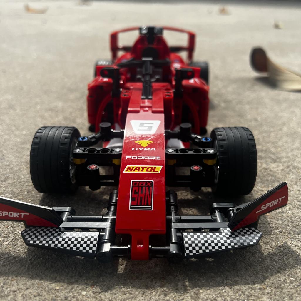 Детская игрушка-суперкар с дистанционным управлением, модель гоночного автомобиля из строительных блоков с мелкими деталями, совместимый конструктор для мальчиков