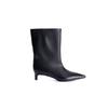 European Station Retro Pointed Mid-tube Boots Women's 2025 Autumn and Winter New Niche Design Fashionable Low-heeled Wide Tube Circumference Women's 