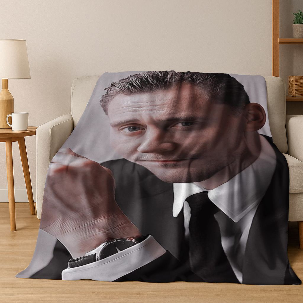 3D Tom Hiddleston Art Actor Star Flannel Blanket,Cozy Soft Throw Blanket for Home Bedroom Bed Sofa Picnic Office Cover Kids Gift