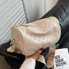 Summer bag women's summer new models this year popular messenger bag niche high-end texture Internet celebrity explosion pillow bag
