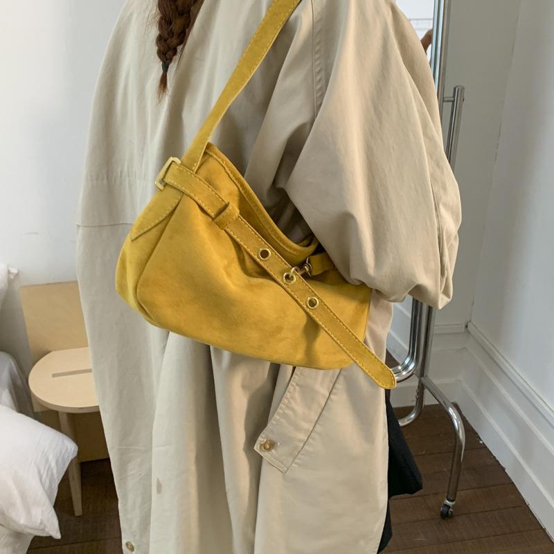 Сумка подмышку женская 2025 новая трендовая нишевая ретро мода легкая роскошь нишевая высококлассная сумка на плечо сумка-ведро
