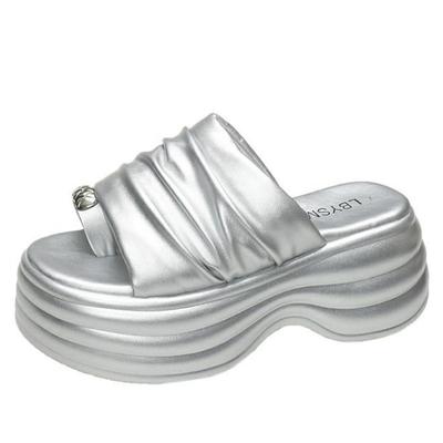 Модные повседневные пляжные тапочки на танкетке для женщин, новые летние нескользящие сандалии на платформе, женские открытые носки, удобные женские шлепанцы с застежкой-липучкой