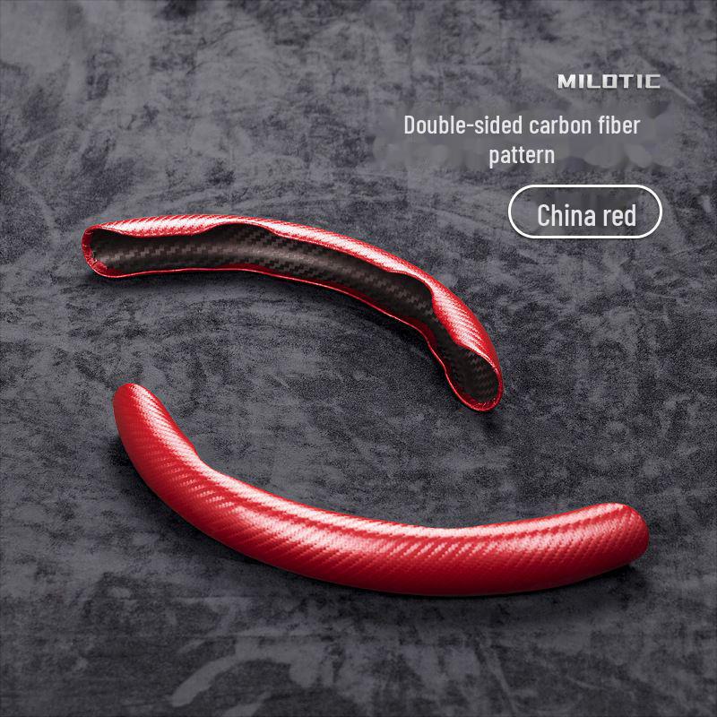 Высококачественный чехол на рулевое колесо автомобиля из замши, обеспечивающий сцепление и впитывание пота в любое время года.