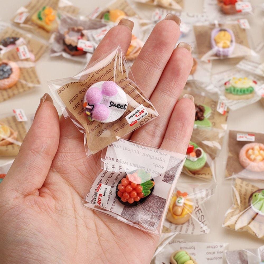 20pcs Breads Simulation Mini Cakes Pastries Play House Toy Miniature Simulation Desserts  Children