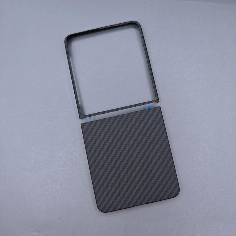 Samsung ZFlip7 Kevlar Phone Case: Folding Lightweight Aramid Fiber with Mid-axis Magnetic Feature