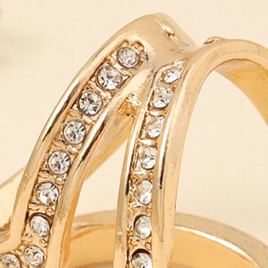 Scarf Button Three-Ring Design Rhinestones Inlaid Scarf Buckle Korean Style Scarves Shawls Scarf Fastener Jewelry Accessory