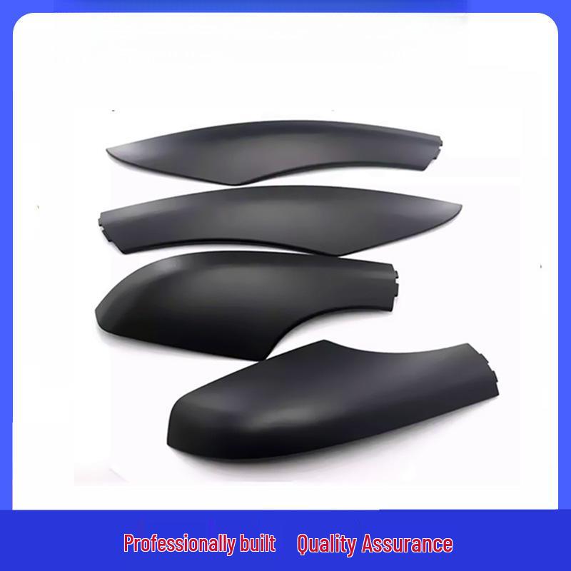 Черная декоративная накладка на багажник на крышу Skoda Yeti