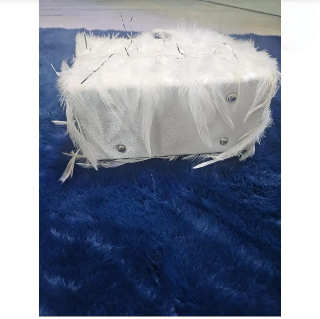 Роскошная белая сумка из перьев, дизайнерский вечерний кошелек с ручкой из страз, элегантный свадебный клатч, сумка для вечеринки и коктейля, подарок для нее